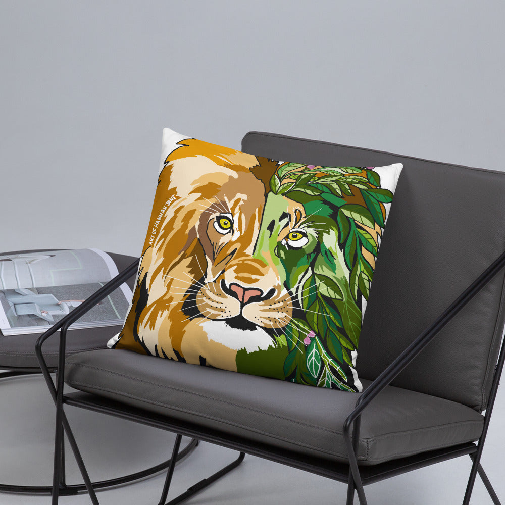 Garden Lion Basic Pillow