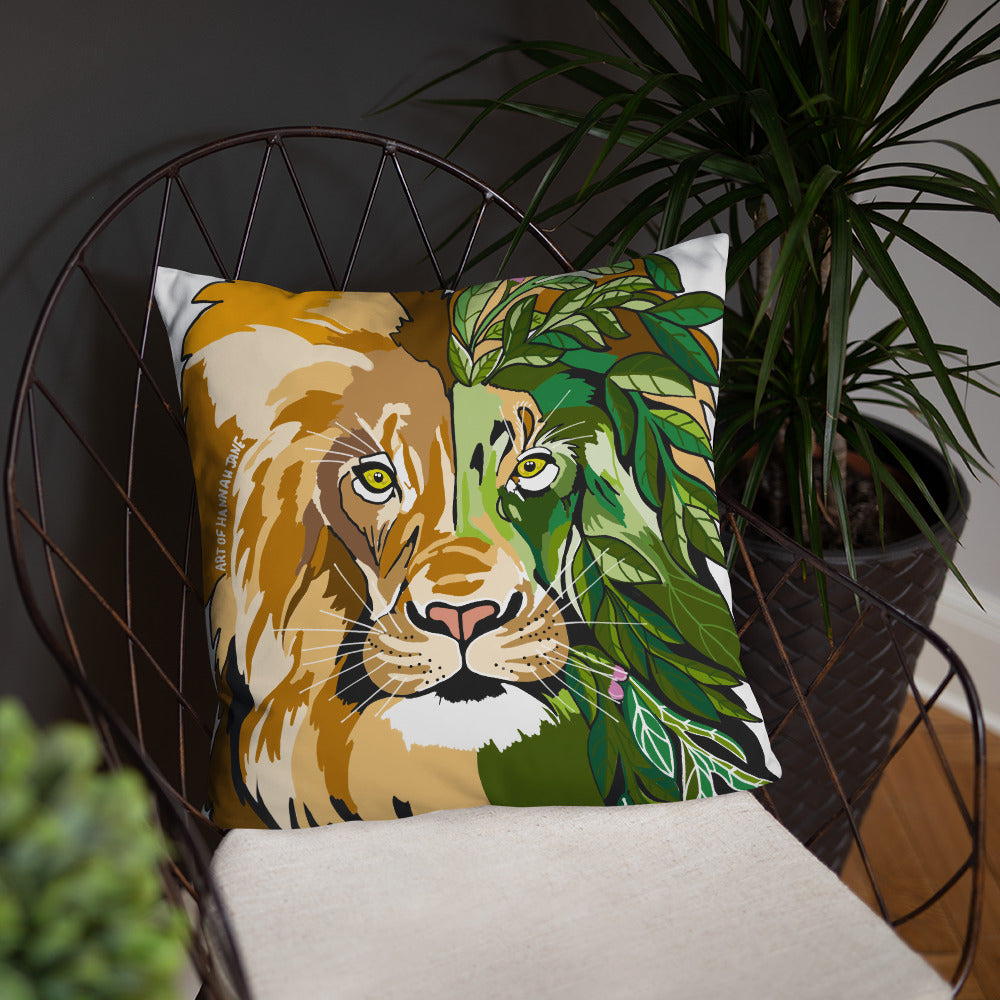 Garden Lion Basic Pillow
