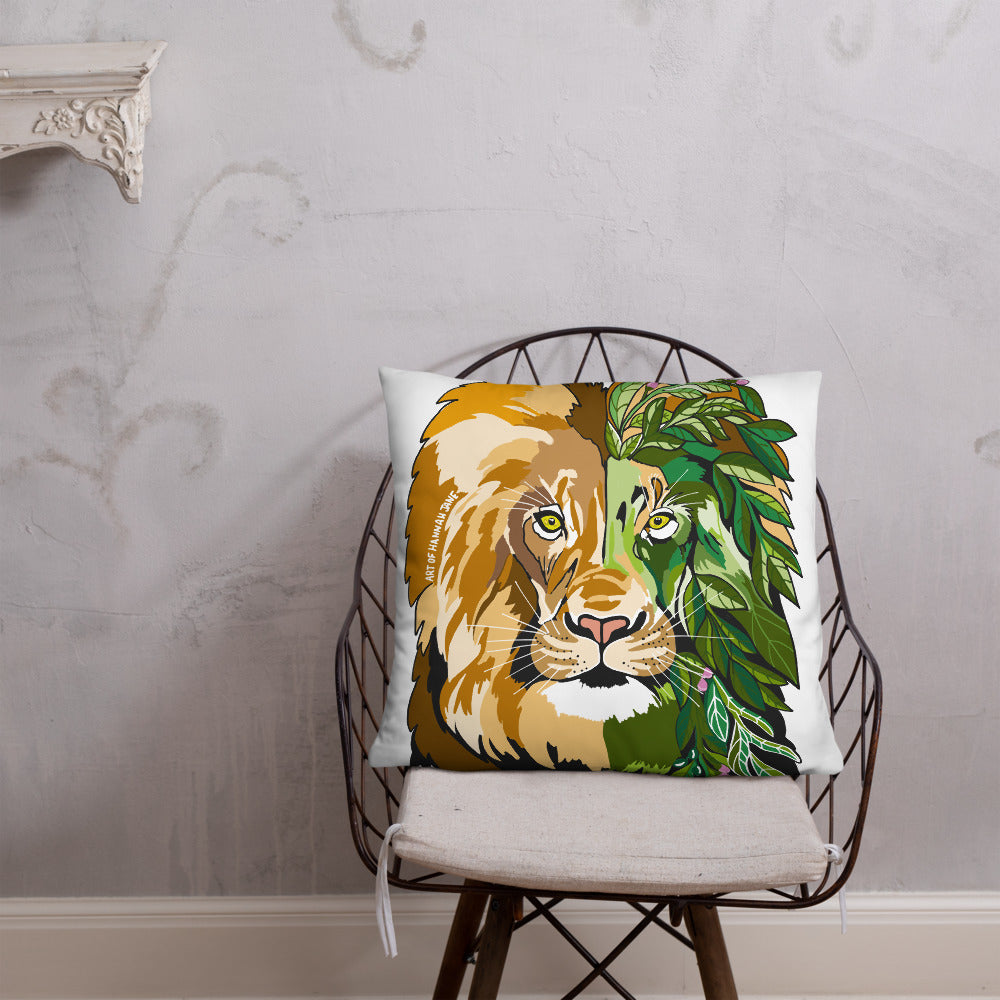 Garden Lion Basic Pillow