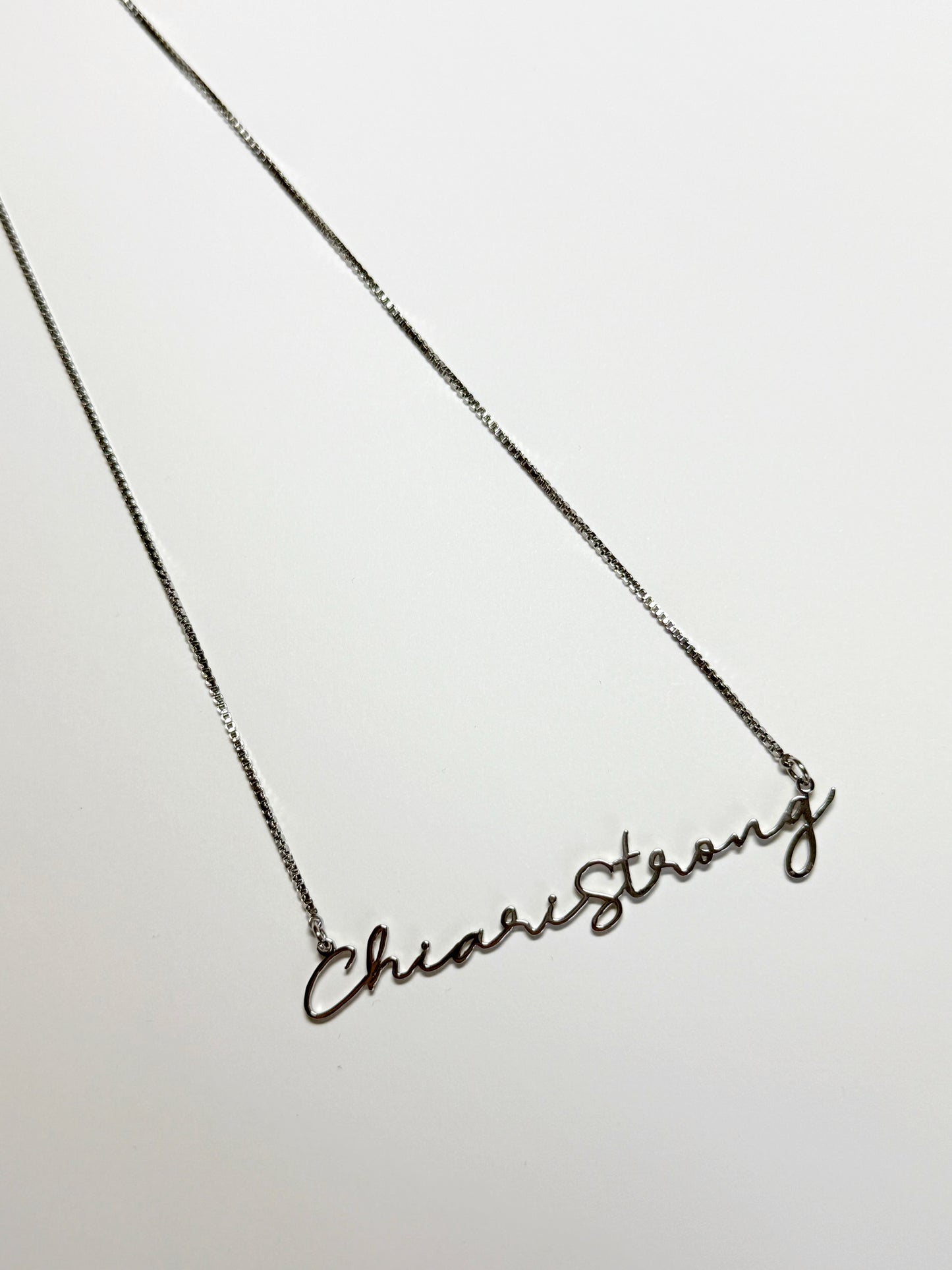 Chairi Strong Necklace Font 2